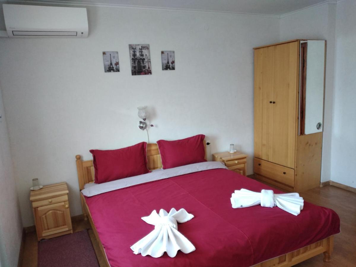 Holiday Guest House Kemo Saparewa Banja Zewnętrze zdjęcie