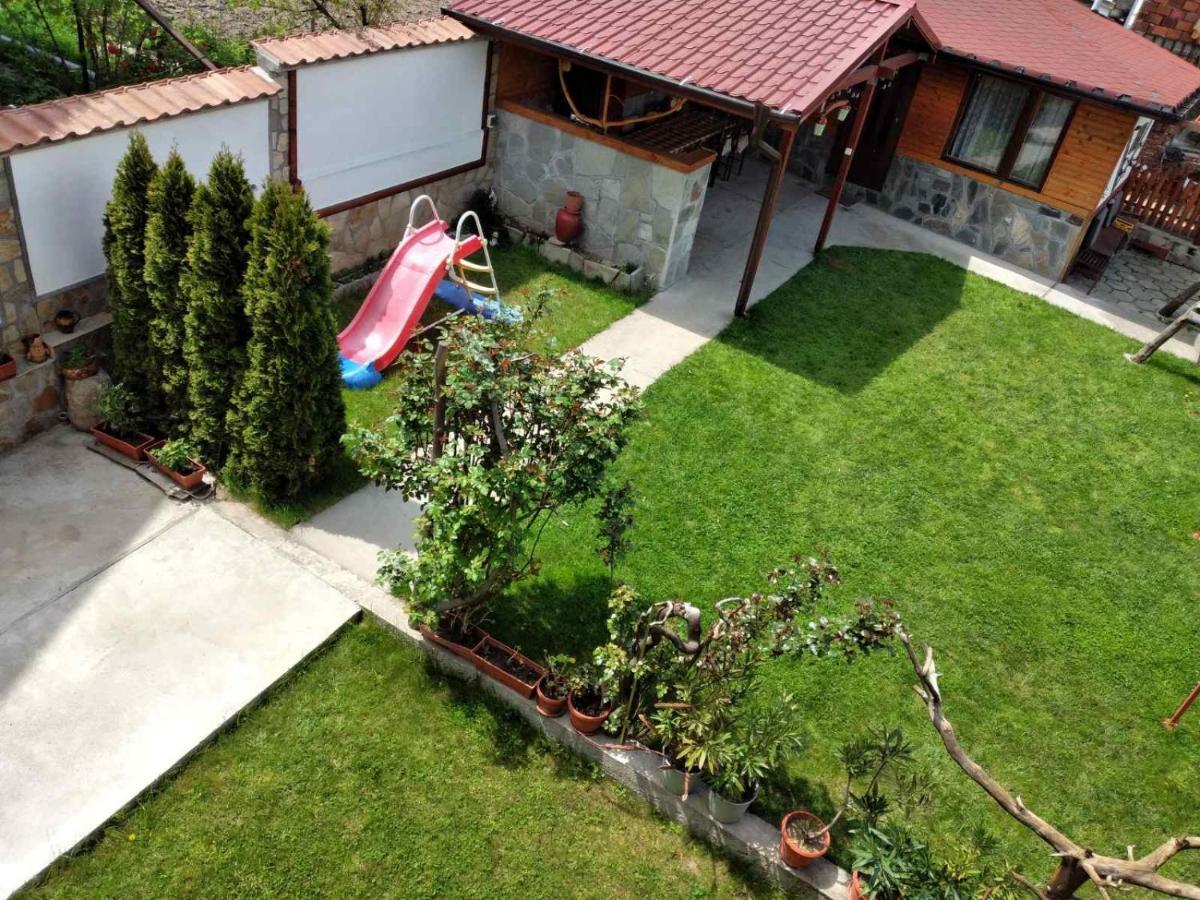 Holiday Guest House Kemo Saparewa Banja Zewnętrze zdjęcie