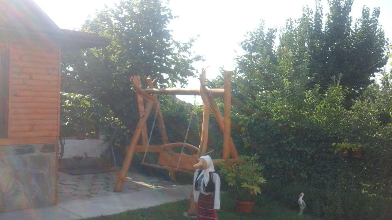 Holiday Guest House Kemo Saparewa Banja Zewnętrze zdjęcie
